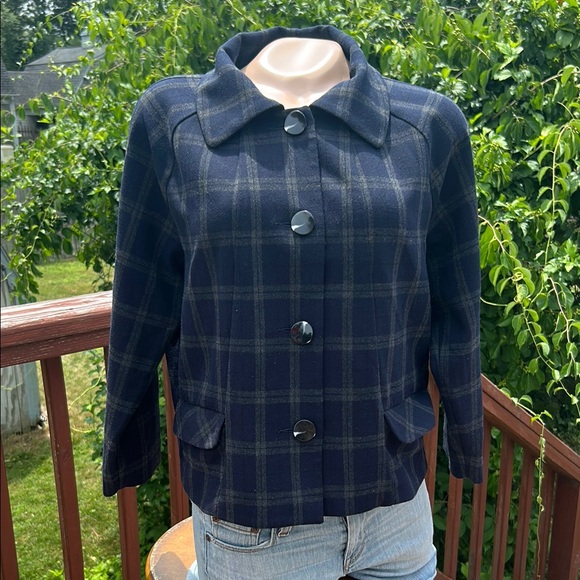 CAbi Cropped Pea Coat Tailored Classic Design- Plaid Size M - Picture 1 of 9